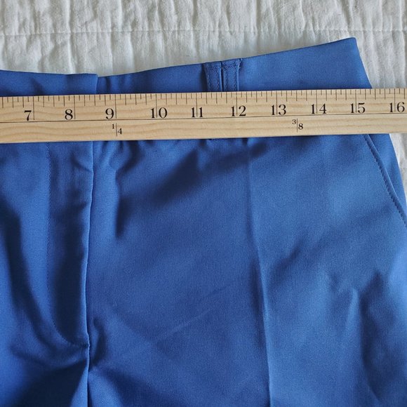 White House Black Market The 5” Smooth Stretch Short Dark Blue Quartz Si… - Picture 6 of 9